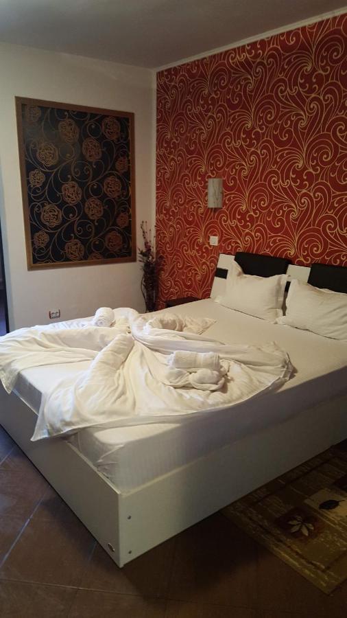Apartament Garsoniera Ioana Bukareszt Zewnętrze zdjęcie