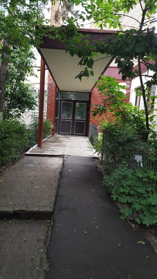 Apartament Garsoniera Ioana Bukareszt Zewnętrze zdjęcie